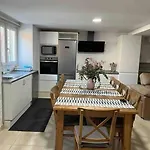 Casa Toja. Agradable Y Familiar. Nyaraló